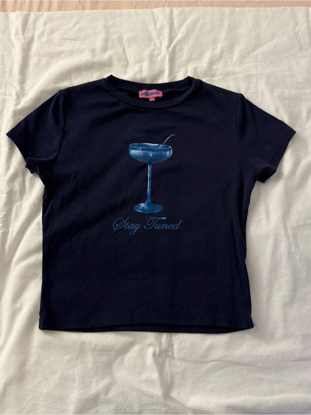 Edikted Stay Tuned Navy Graphic Baby
Tee Size Large